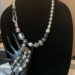 Fashion Necklace and stretch bracelet